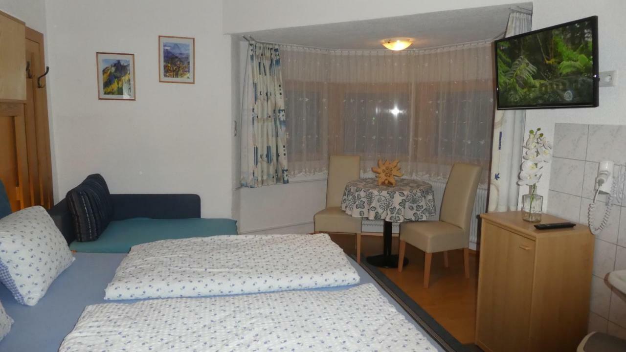 Appartements Pfausler Oetz Luaran gambar